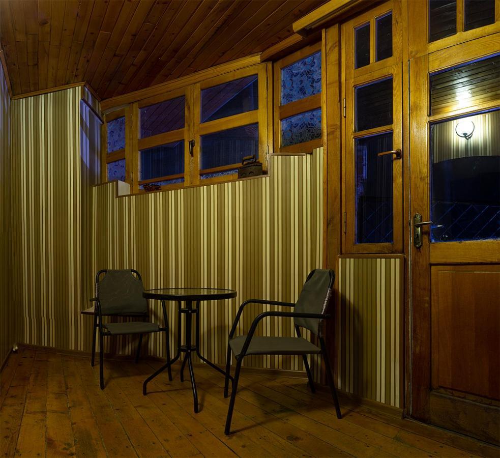 Apartment In The Heart Of Old Tbilisi Esterno foto