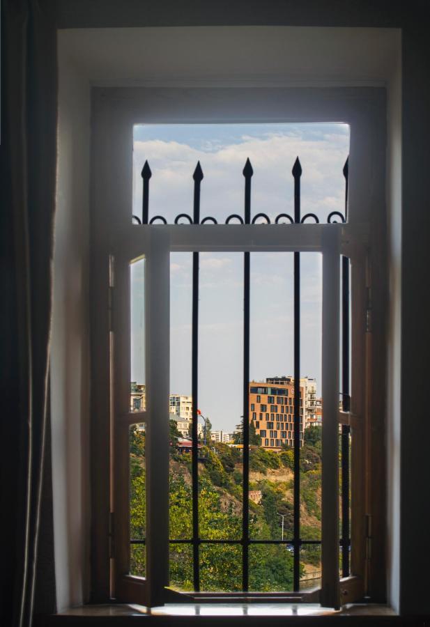 Apartment In The Heart Of Old Tbilisi Esterno foto