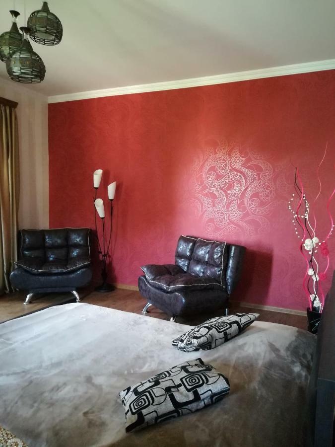 Apartment In The Heart Of Old Tbilisi Esterno foto